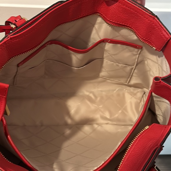 🪧 WEEKLY STEAL 🪧 Authentic Michael Kors “Mae” Medium Pebbled Leather Tote Bag - Picture 9 of 15